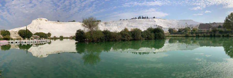 Las terrazas de travertino blanco de Pamukkale